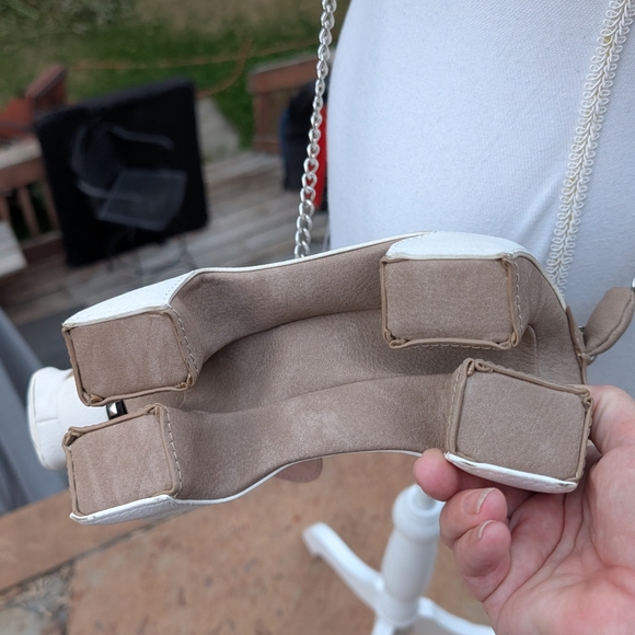 Betsey Johnson Roxy Puppy Crossbody Bag - Picture 6 of 12